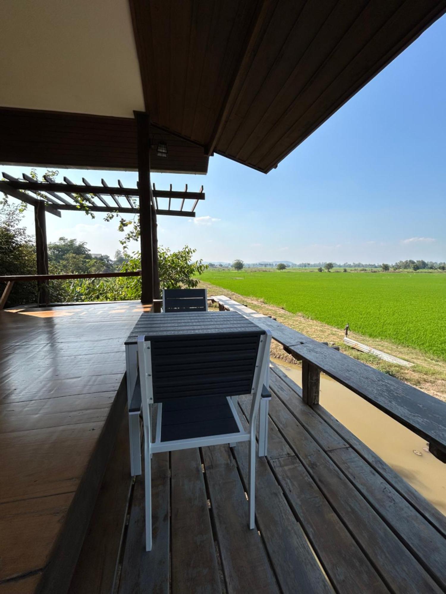 บ้านกลางเกาะ รีสอร์ท Uthai Thani Exterior foto